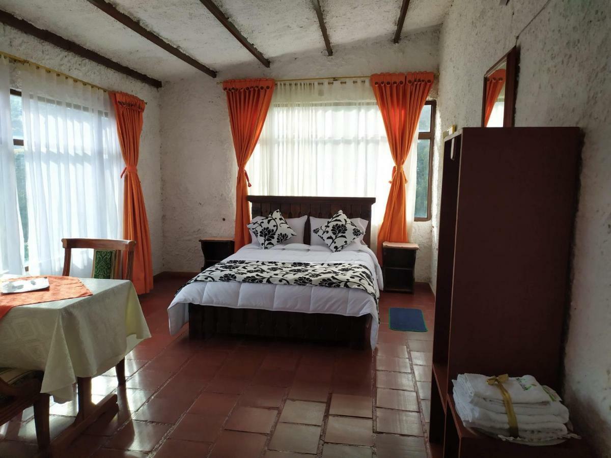 Hotel Rural La Esperanza ซูเอสกา ภายนอก รูปภาพ