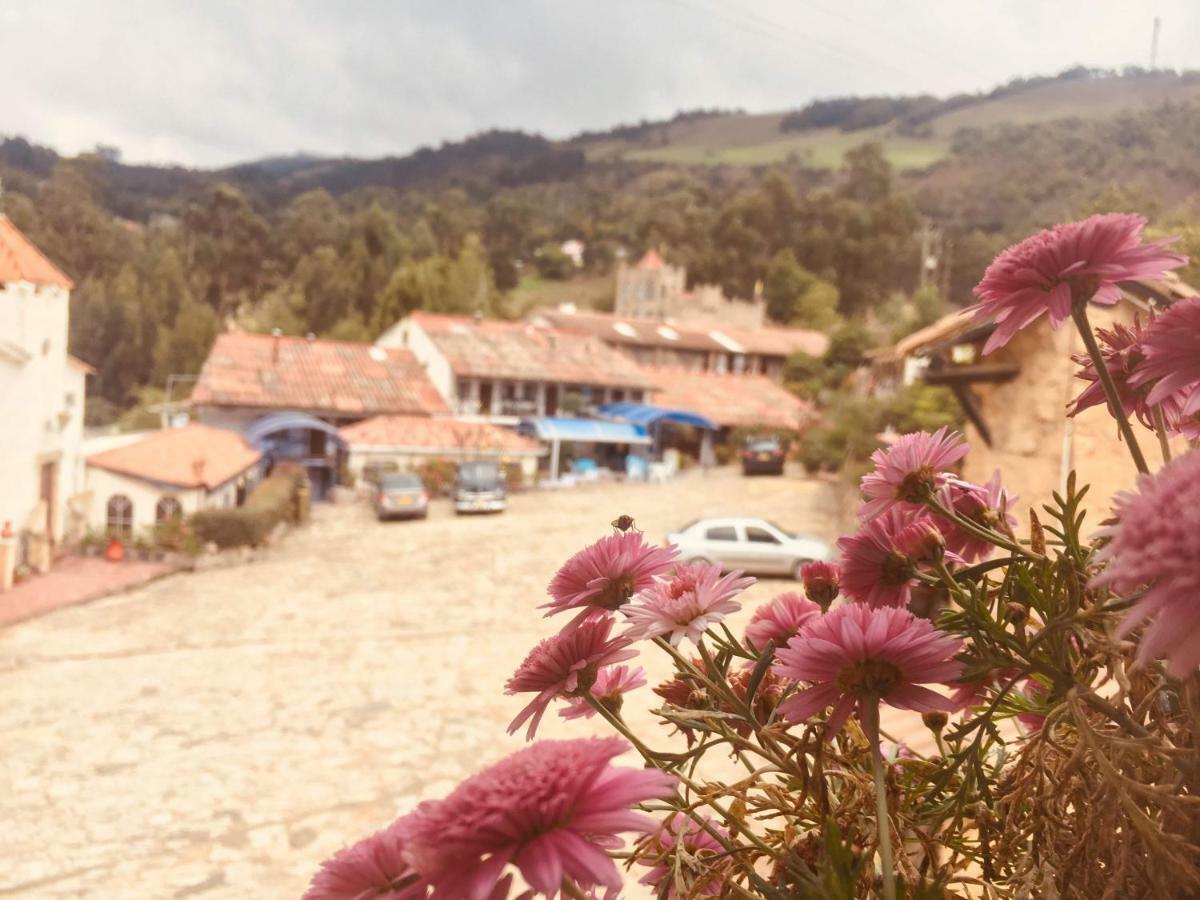Hotel Rural La Esperanza ซูเอสกา ภายนอก รูปภาพ