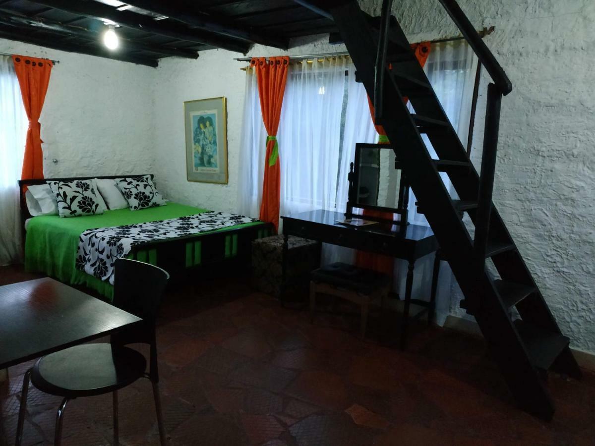 Hotel Rural La Esperanza ซูเอสกา ภายนอก รูปภาพ