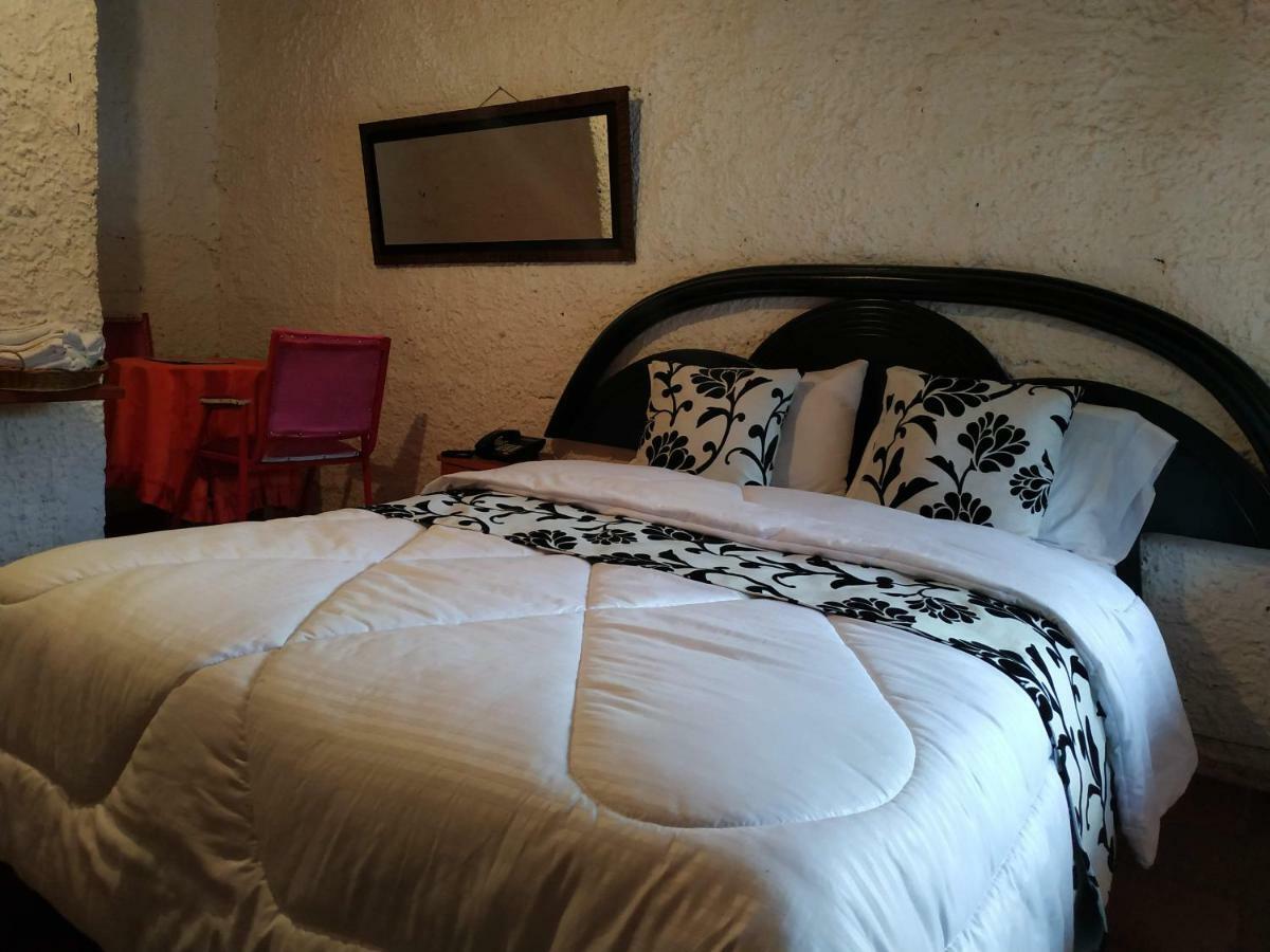 Hotel Rural La Esperanza ซูเอสกา ภายนอก รูปภาพ