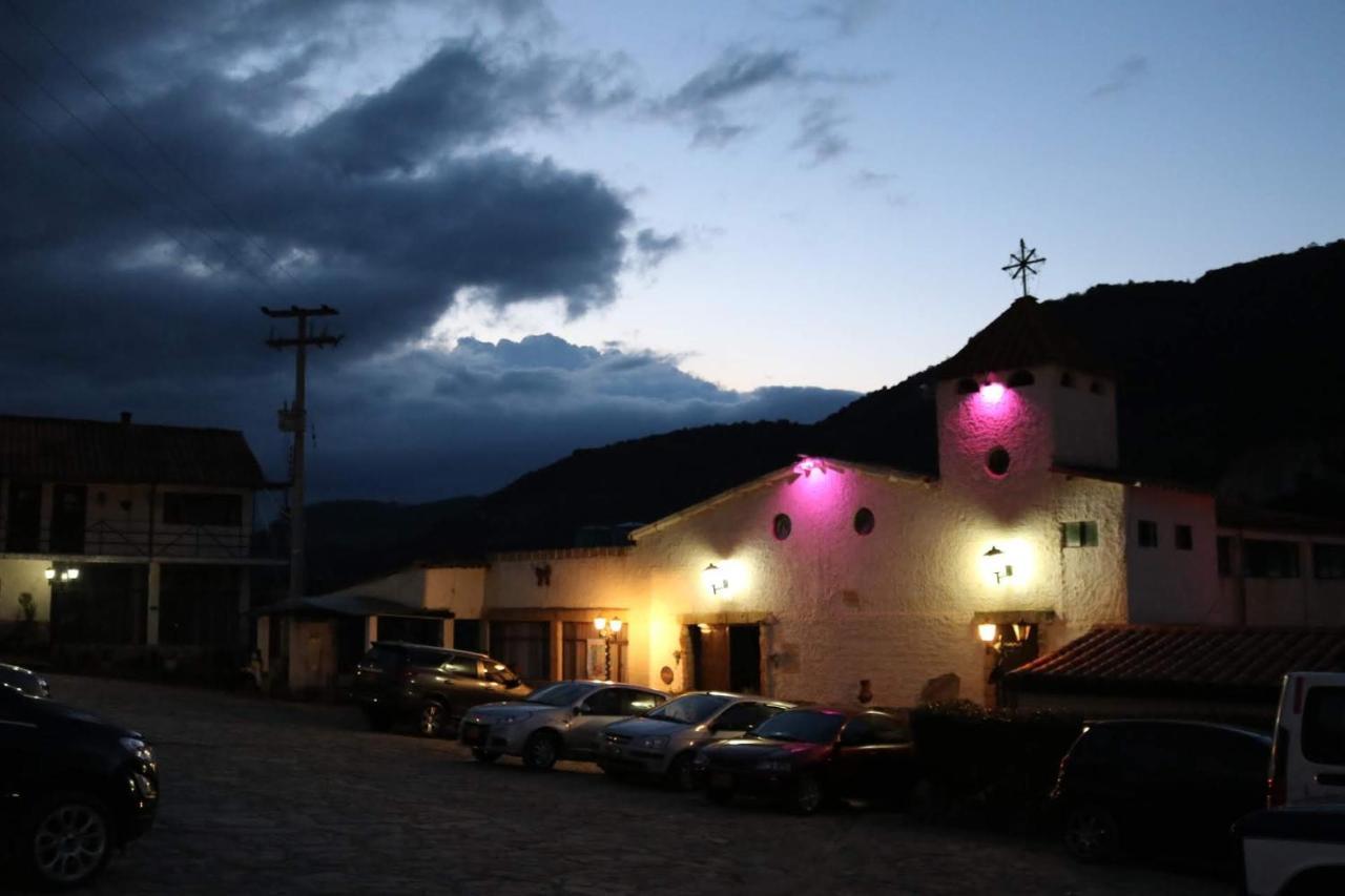 Hotel Rural La Esperanza ซูเอสกา ภายนอก รูปภาพ